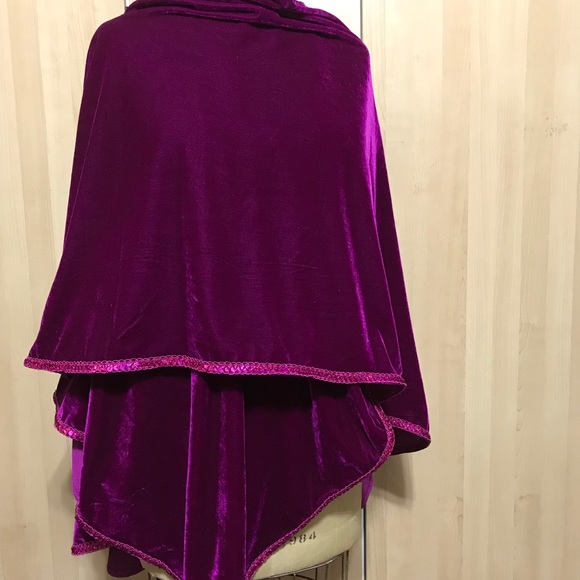 Shawl/wrap - Picture 2 of 5